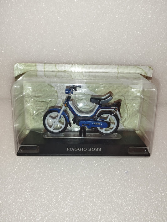 Modellino Motorino Piaggio Boss
Scala 1:18