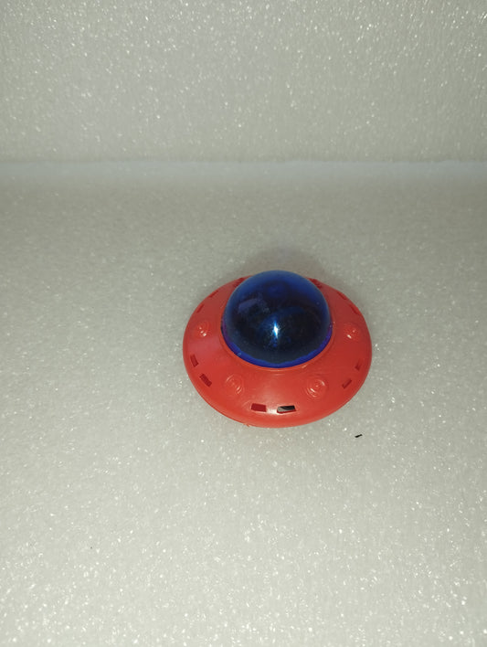 Ocean Flying Saucer In Plastic
60s/70s