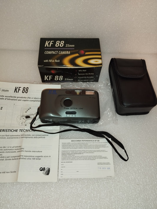 Fotocamera 35 mm KF88 Gadget Q8
Anni 90