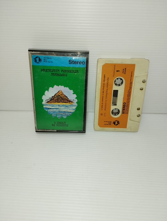 L'Isola Di Niente PFM Musicassetta
Edita nel 1974 da Numero Uno Cod.ZKN 55666