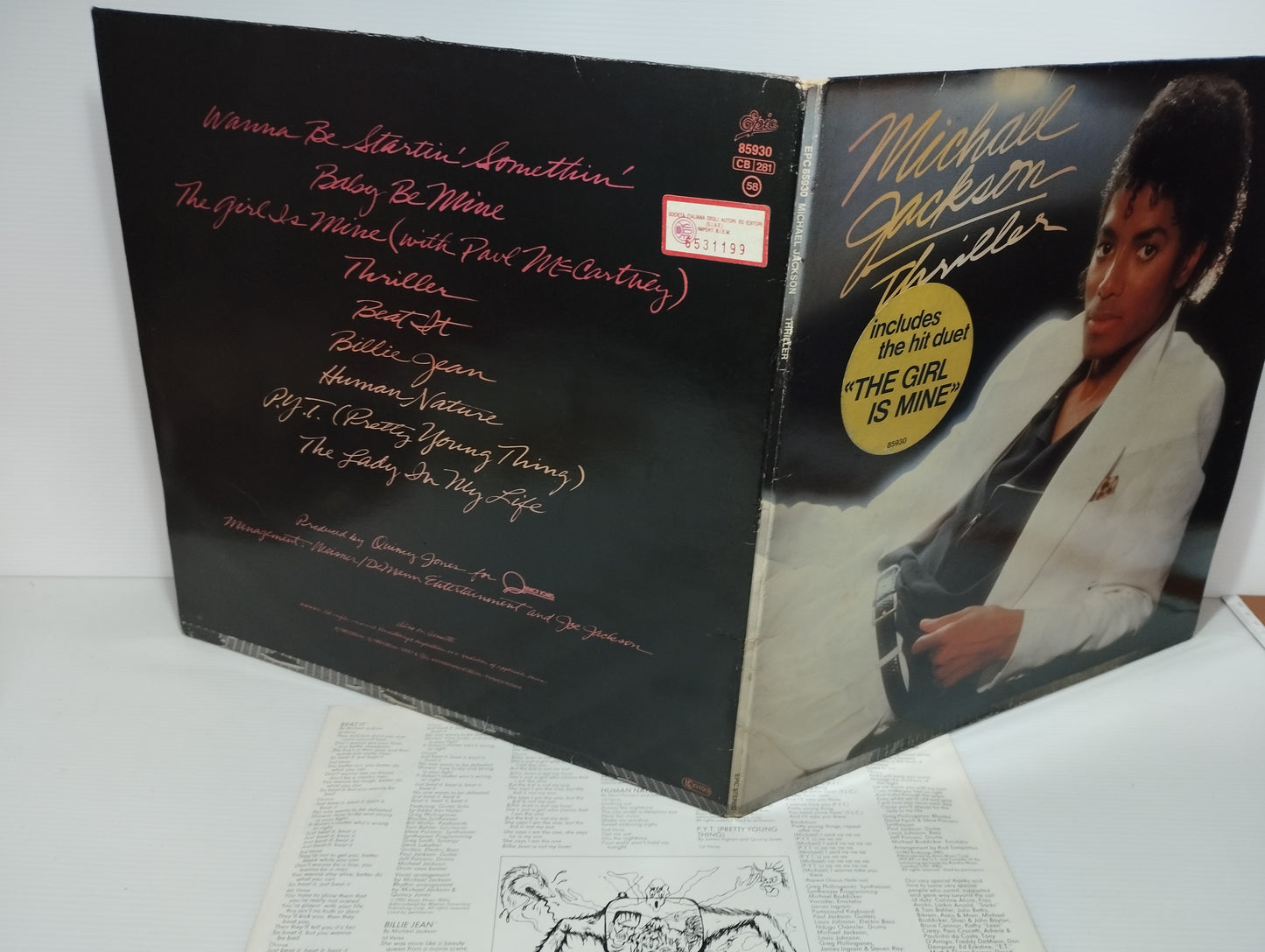 Thriller Michael Jackson LP 33 rpm
Published in 1982 by Epic code 85930