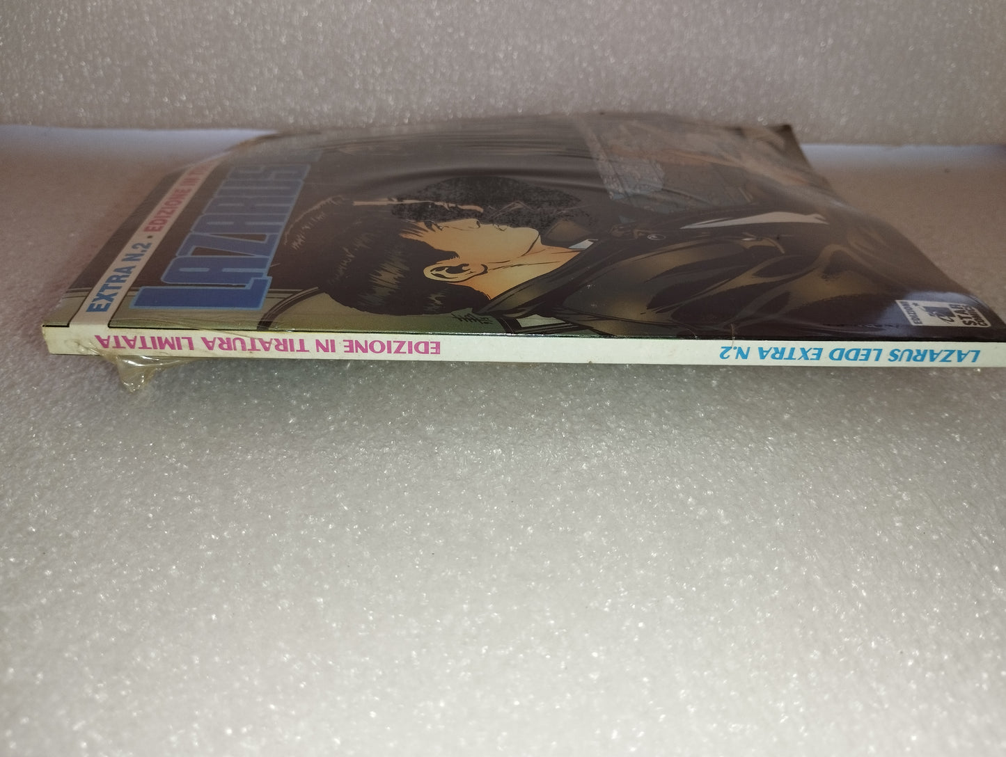 Lazarus Ledd Extra Comic No.2 + Poster + Music Cassette
Limited edition