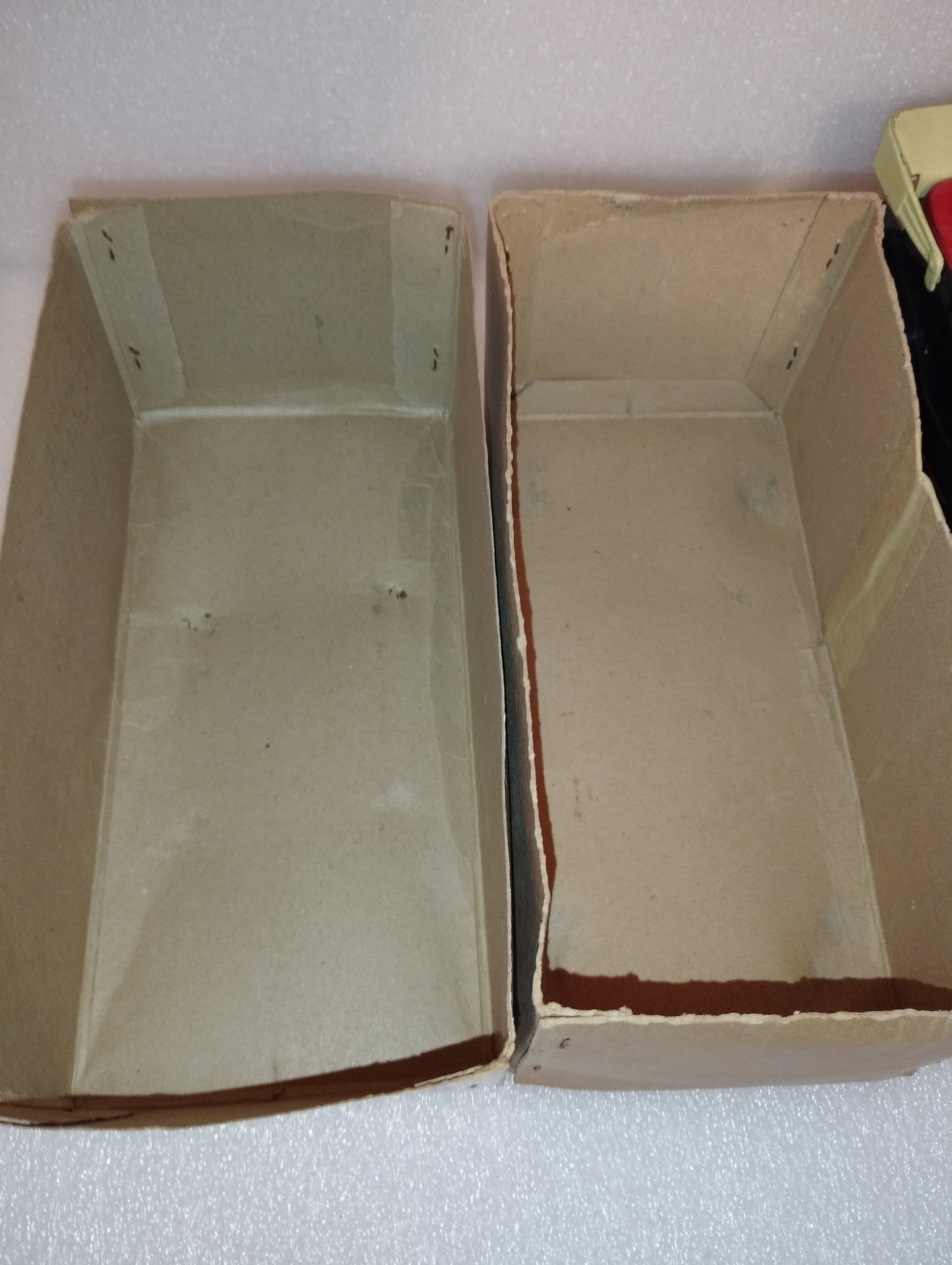 Modello Auto d'epoca
Prodotto da SSS International cod.S-1237
Made in Japan
In Latta anni 60