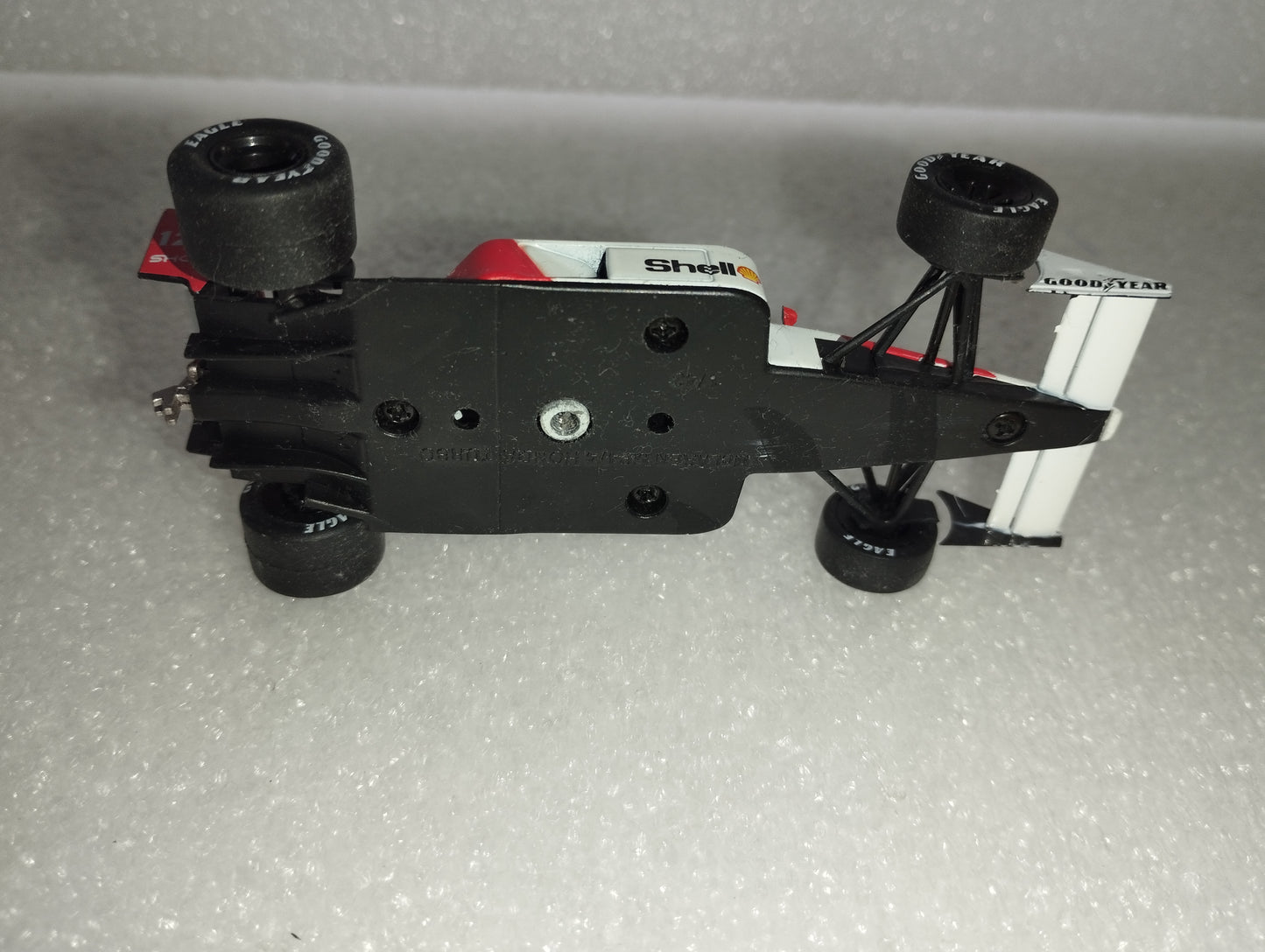 Modellino McLaren MP4/4 Honda turbo Ayrton Senna 1988
Scala 1:43