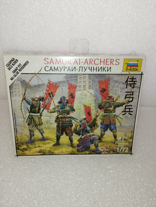 Kit Montaggio Samurai Zvezda
Scala 1:72