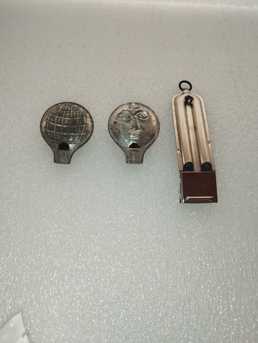 3 Antichi Fischietti In Metallo
Anni 40/50