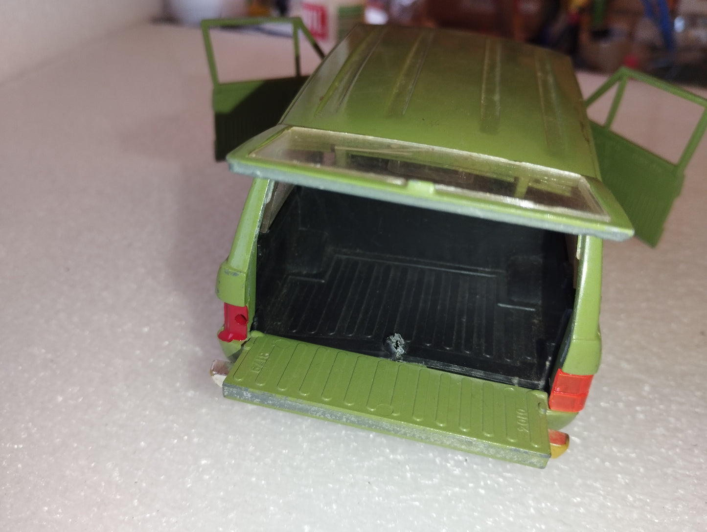 Modellino Range Rover
Prodotto da Martoys
Made in Italy
Scala 1:24