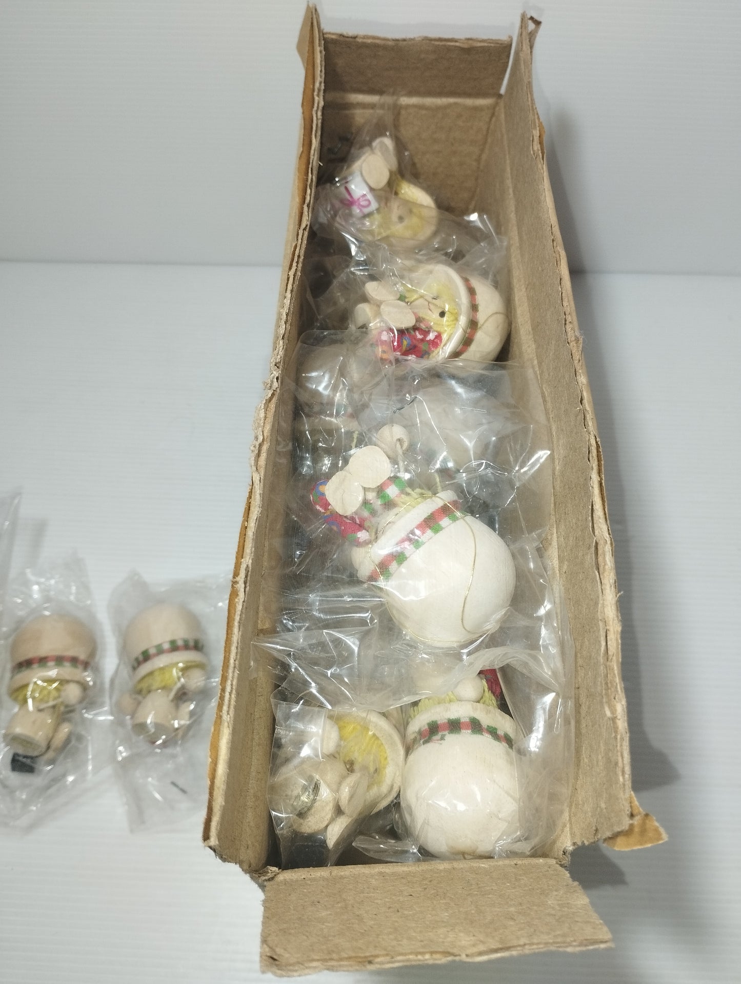 Confezione 24 Bamboline In Legno Anni 70/80