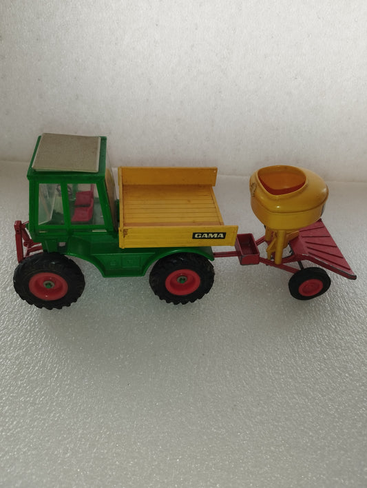 Modello trattore Deutz con seminatrice Gama
Made in West Germany
Anni 60/70