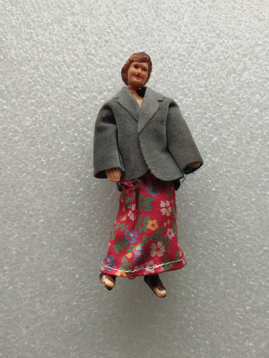 Bambola In Miniatura per Casa delle Bambole in gomma /Tessuto
D'epoca