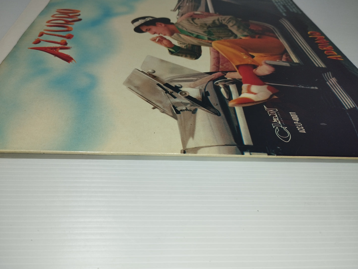 Azzurro/Una Carezza In Un Pugno Adriano Celentano LP 33 giri
Edito negli anni 60 da Clan Cod .ACC.LP.40011