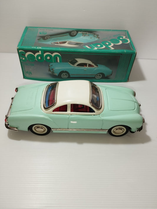 Auto Sedan In Latta
Prodotta New Toy cod. MF 743 in latta