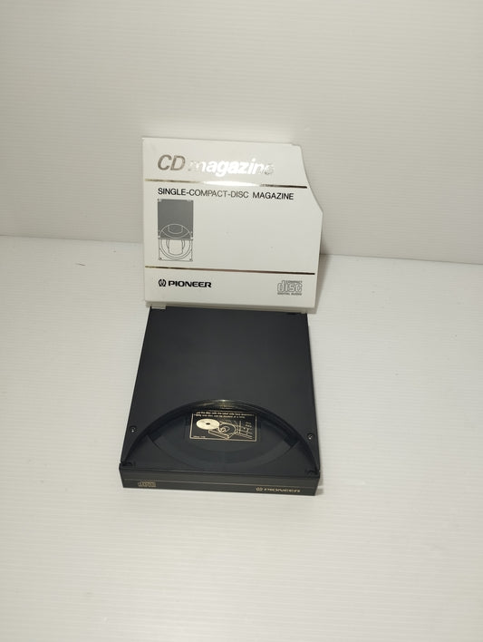 Pioneer Caricatore singolo CD
Made in Japan