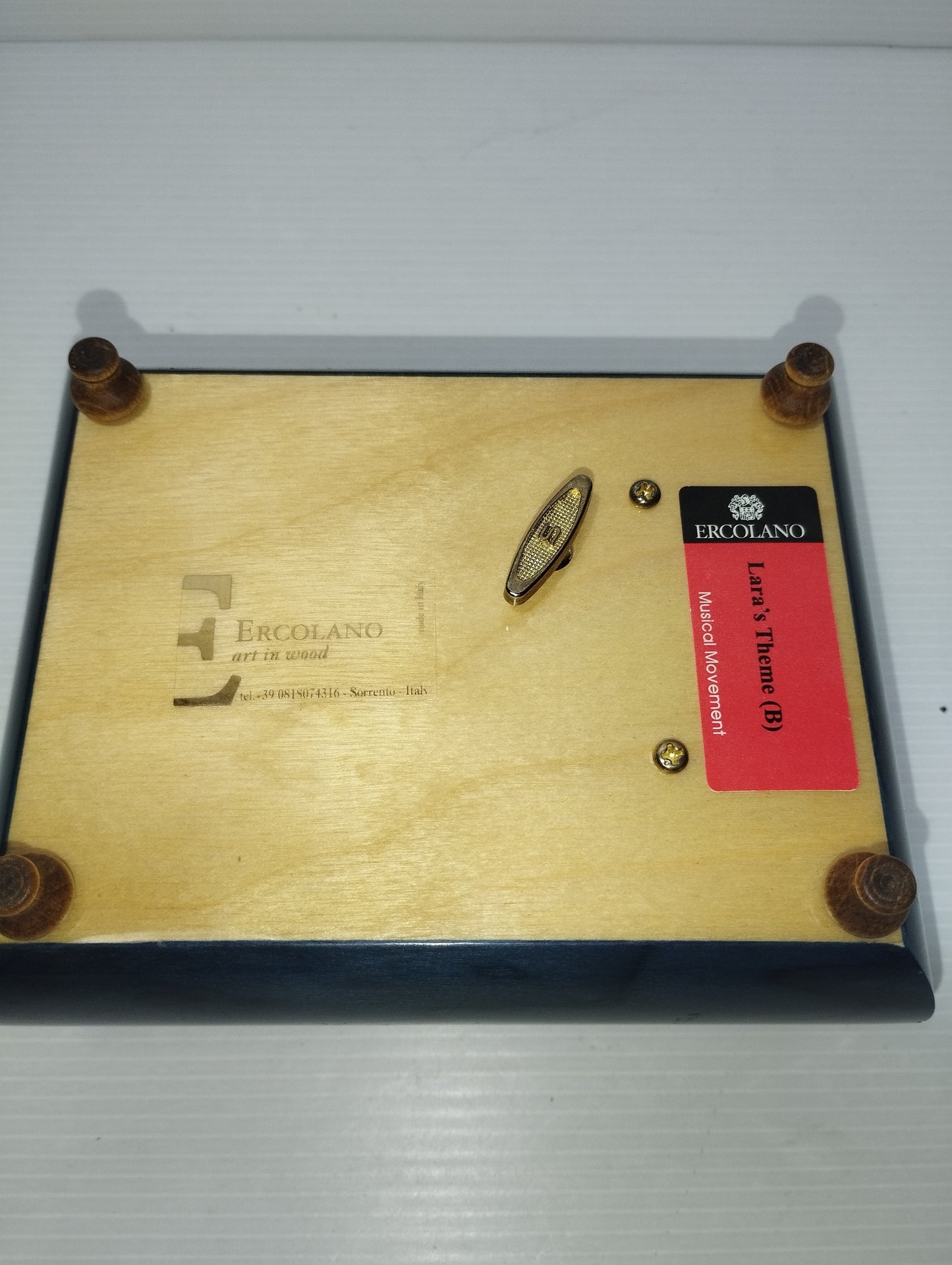 Carillon In Legno Smaltato
Prodotto da Ercolano art in Wood
Made in Italy