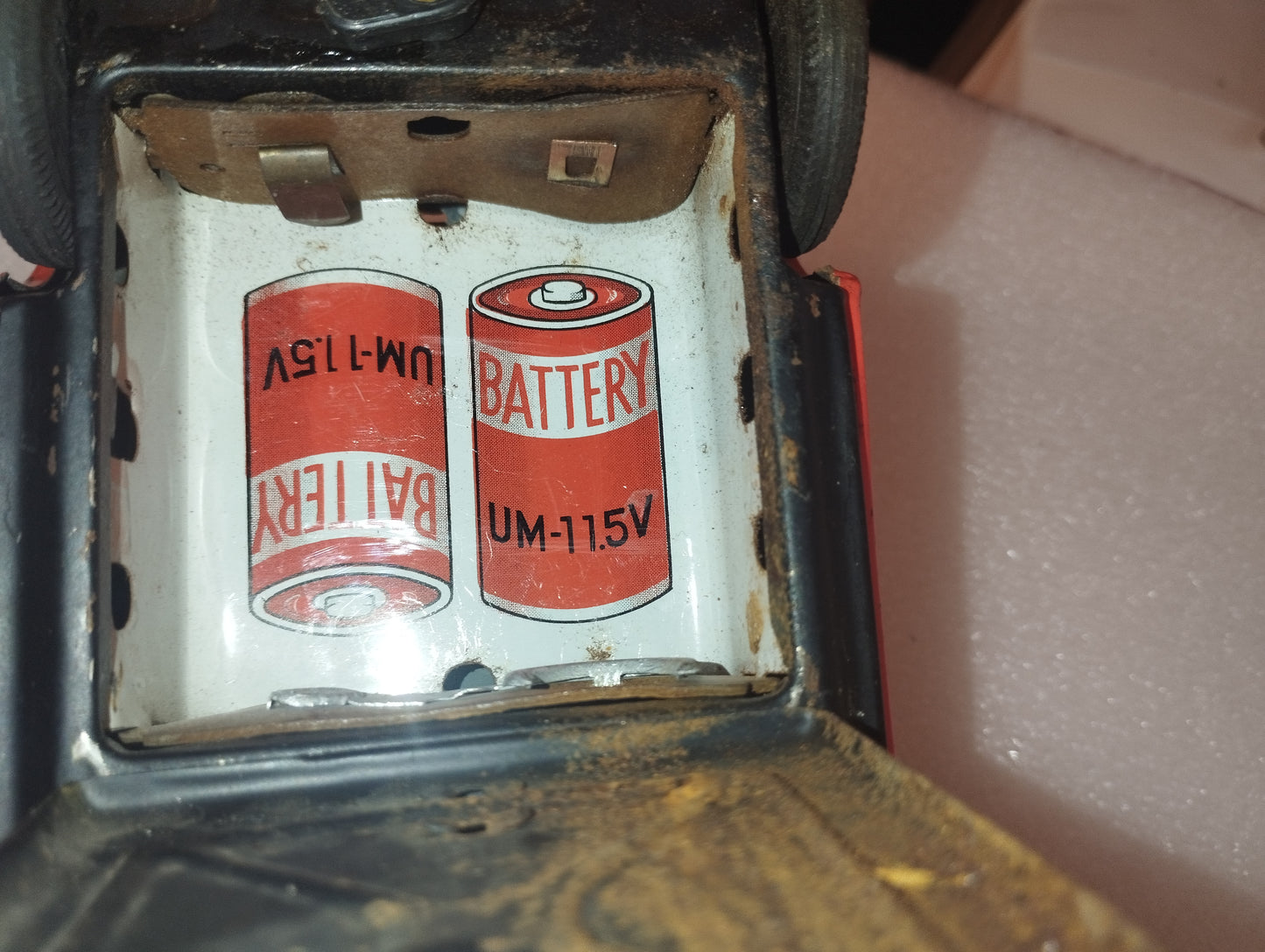 Volkswagen Maggiolino in latta Taiyo
Made in Japan da restsurare