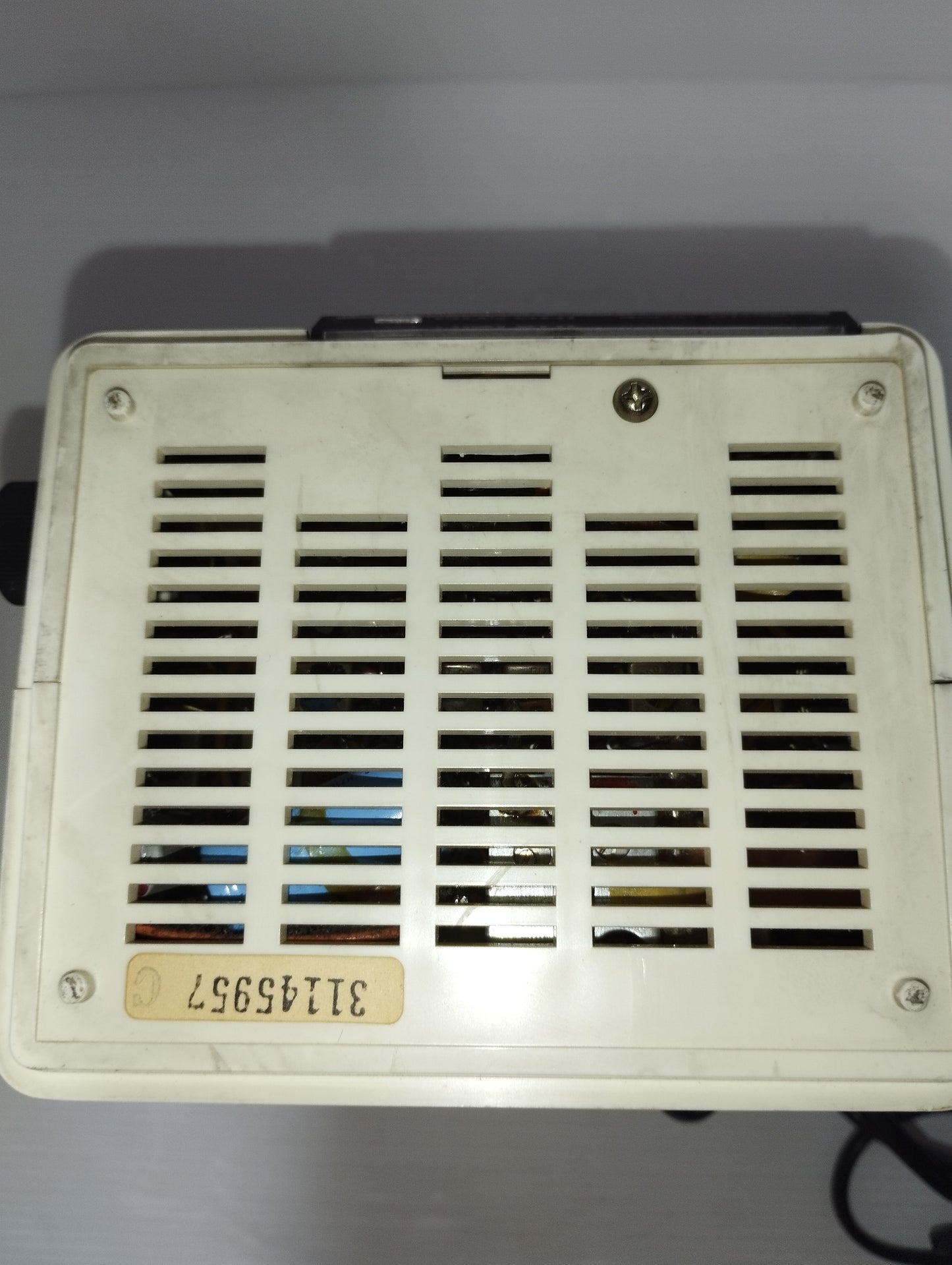 Hitachi Digital Clock Radio AM/FM
Made in Japan Non Funzionante