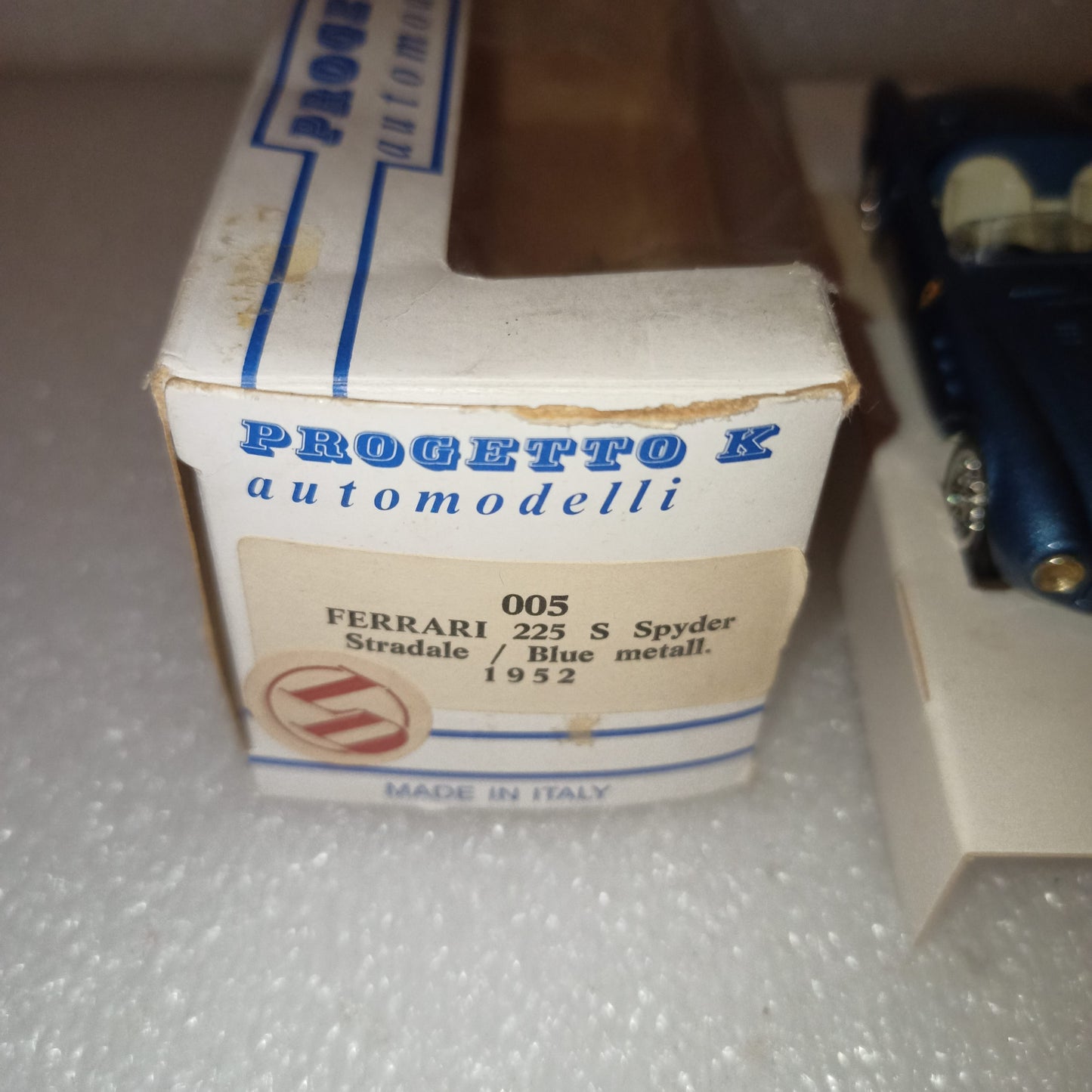 Ferrari 225S Spyder stradale
Progetto K Automodelli
Scala 1:43