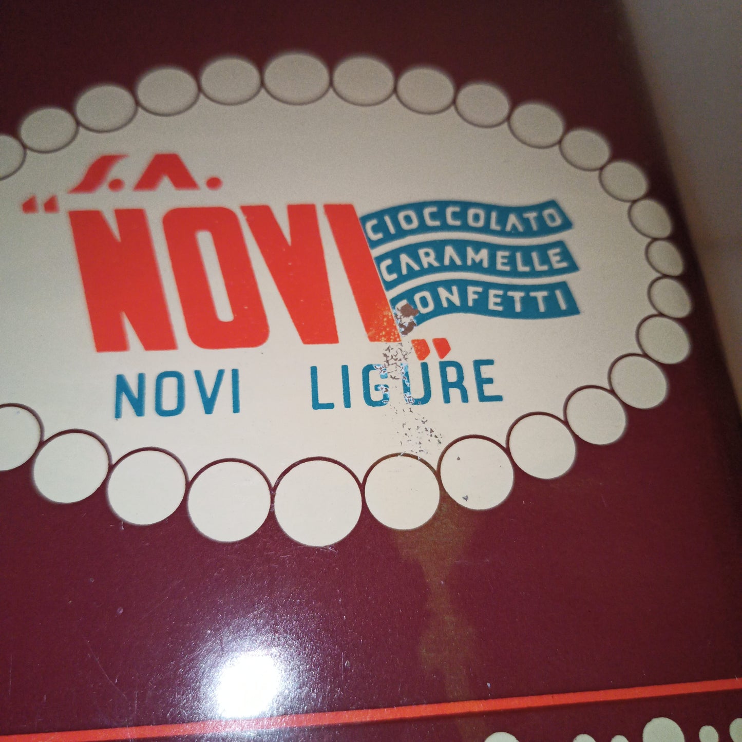 S.A.Novi Scatola In Latta Vintage
Misure 19 x 15 x 15
Pagani -Lecco