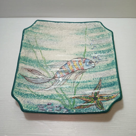 Ceramica M.G.A. Albisola Vintage
Misure 18,5 x 18,5 cm circa