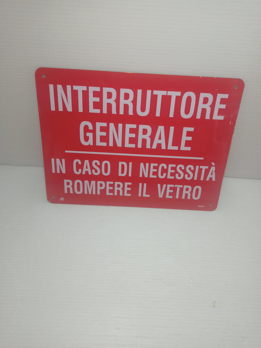 Cartello Segnaletico Sicurezza In Metallo
Misure 20 x 15 cm