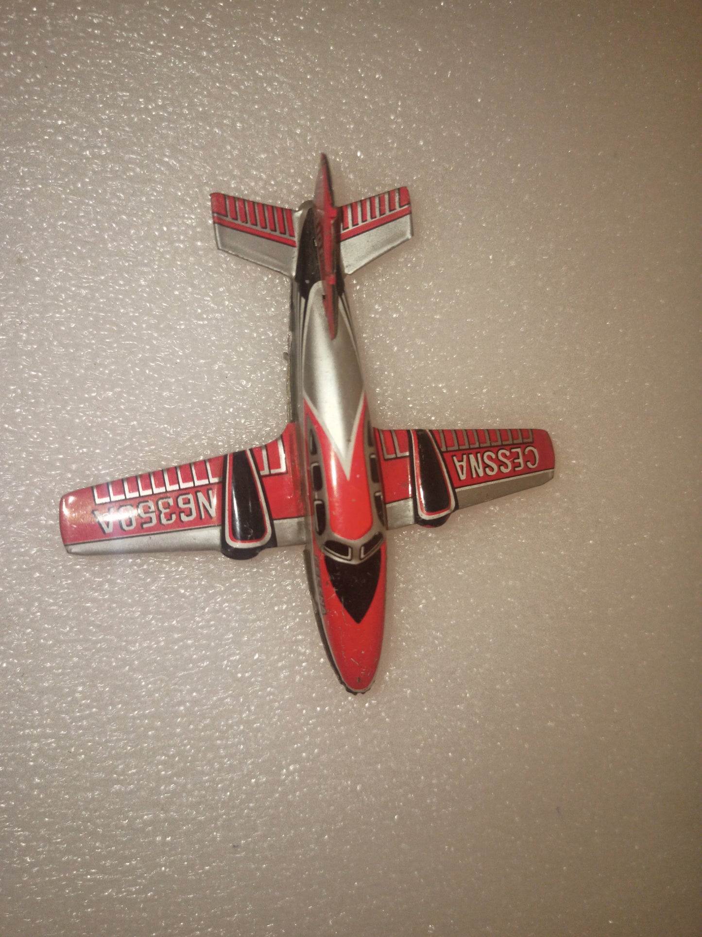 Aereo In Latta Anni 60
Made in Japan