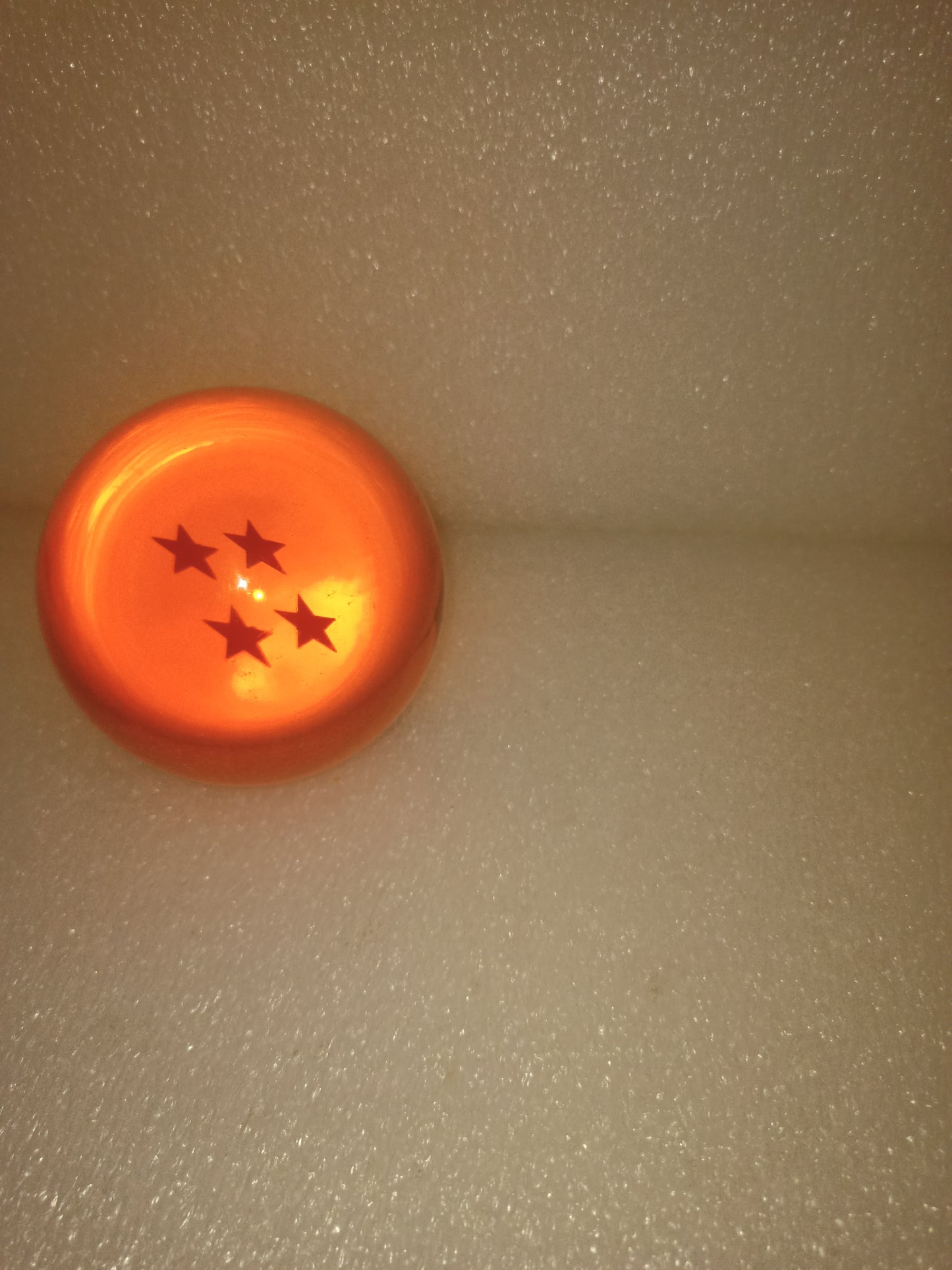 Sfera Dragon Ball 4 Stelle
In resina
Diametro cm 7