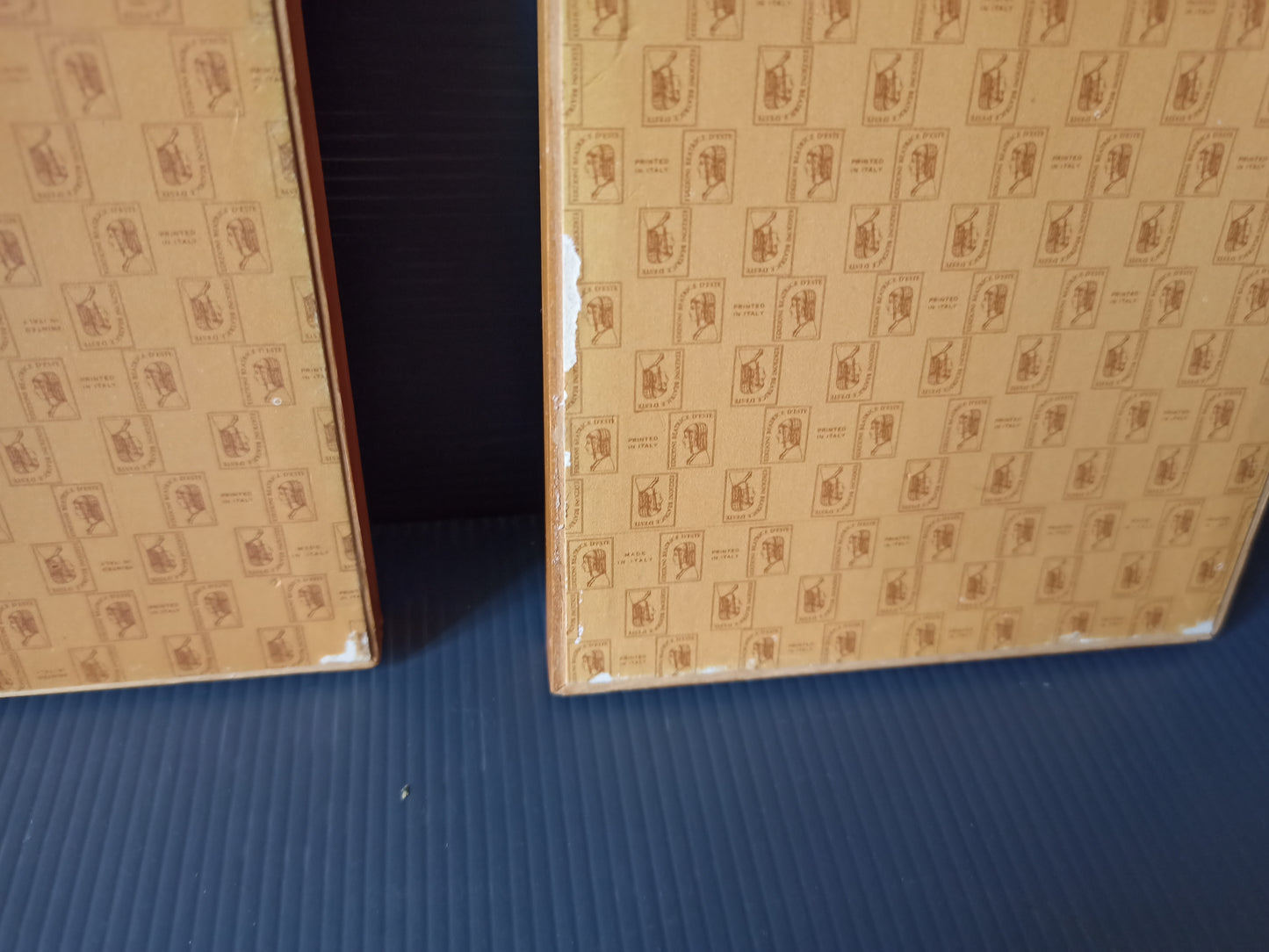 Quadretti con cornice Miss Petticoat, originali anni 70