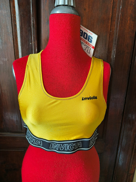Top sportivo Invicta taglia M, anni 90 LEGGI