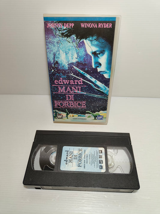 Vhs Edward Mani Di Forbice