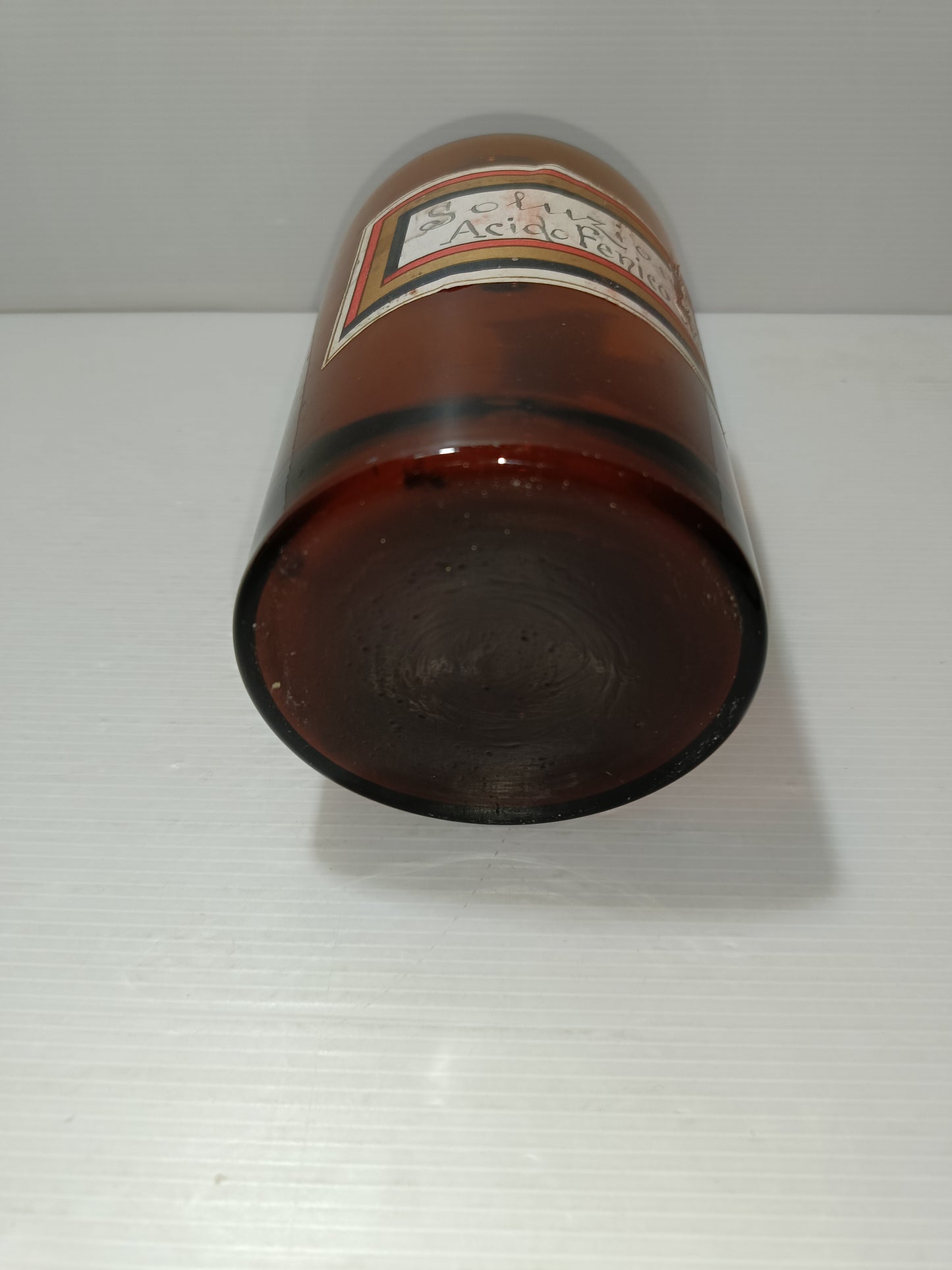 Antica Bottiglia Farmacia
In vetro ambrato
Altezza bottiglia cm 21 circa