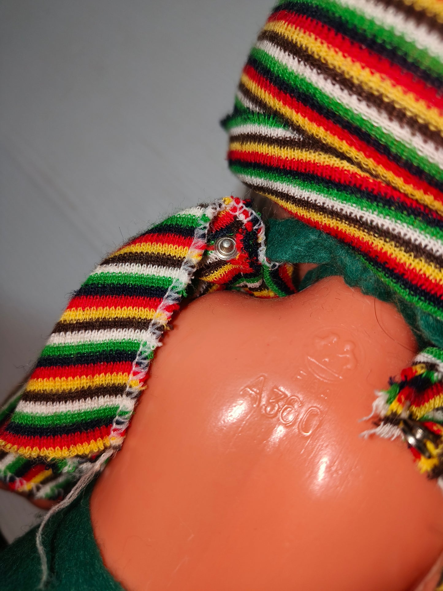 Bambola Fiba anni 70, LEGGI