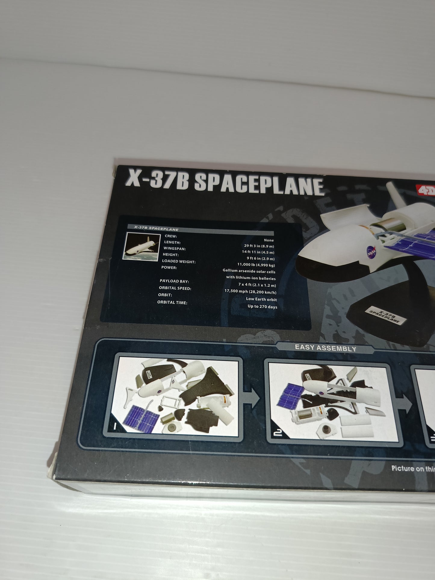 X-37B Spaceplane Puzzle 4D Master
Scala 1:50