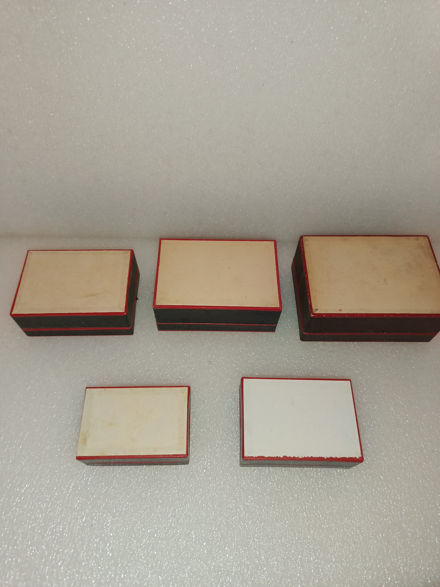 5 Scatole Antica Farmacia Del Duomo Casale
In cartone