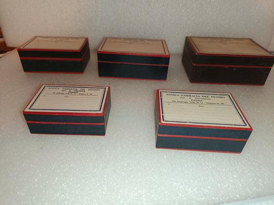 5 Scatole Antica Farmacia Del Duomo Casale
In cartone
