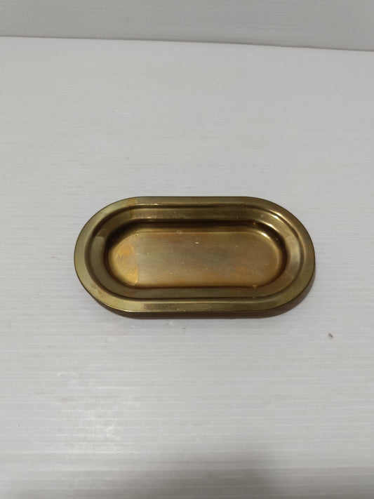 Piccolo Vassoio In Ottone Bora's Vintage
Misure 12 x 6,8 cm circa