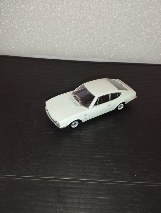 Modellino Fiat Dino
Prodotto da Norev
Scala 1:43