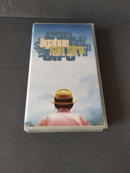 VHS Ligabue San Siro
Edita nel 1997 da Warner Music cod.3984 213113