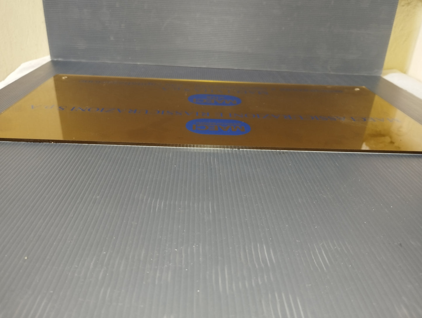 Insegna Maeci Assicurazioni Maeci Vita In Plexiglas
Anni 90