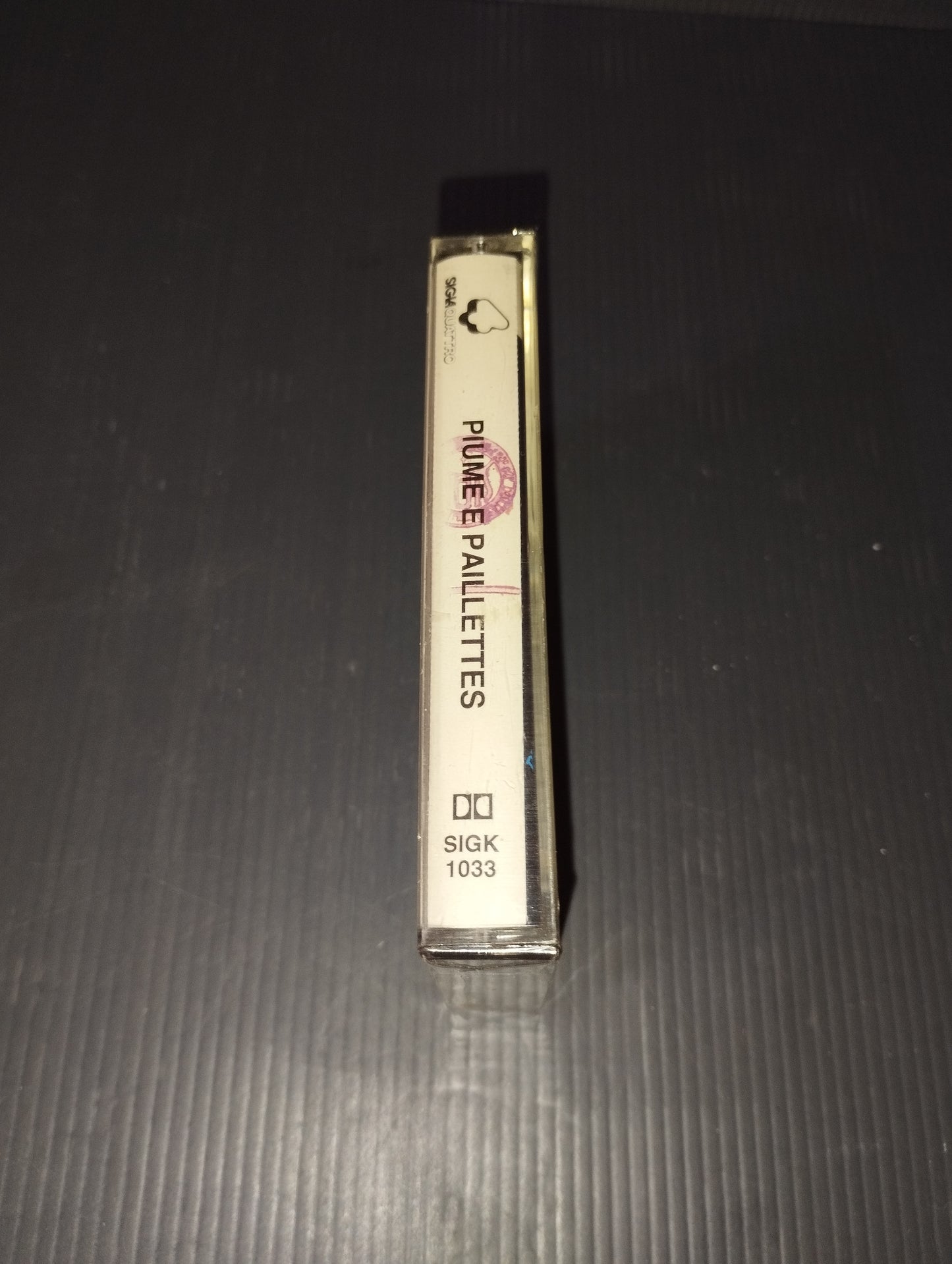 Piume e Paillettes Musicassetta
Colonna sonora
Sigla quattro