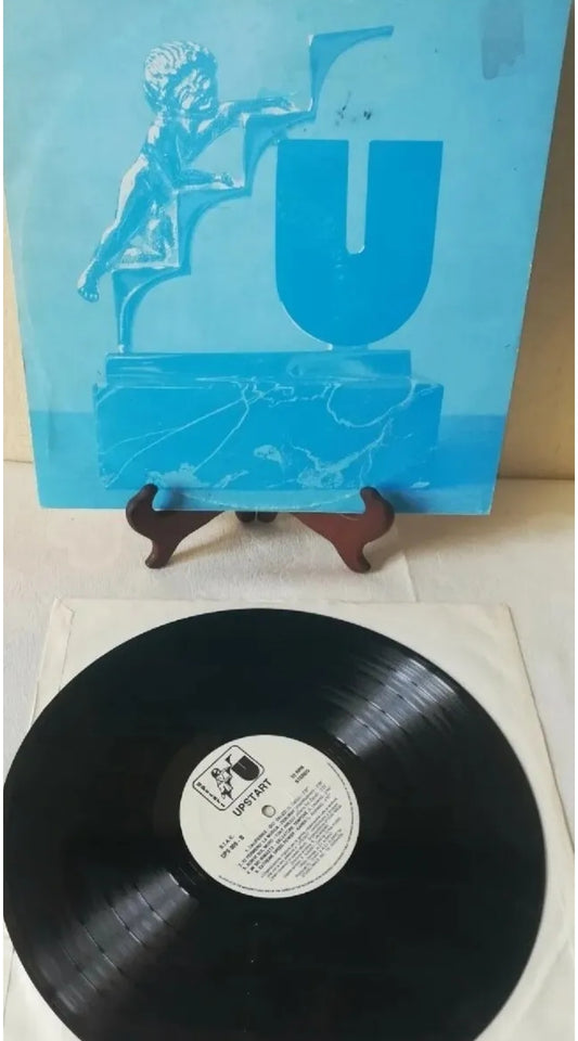 Upstart Mia " Artisti Vari Lp 33 Giri
Cod.UPS 005
Raro