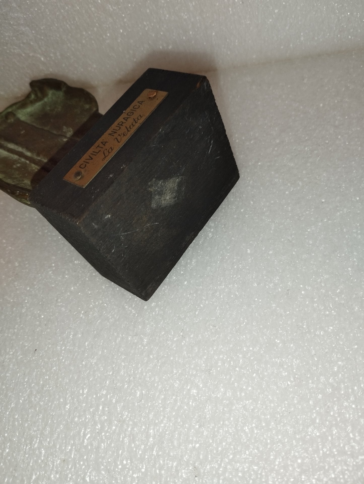 Statua La Velata Civiltà Nuragica Sardegna In Bronzo