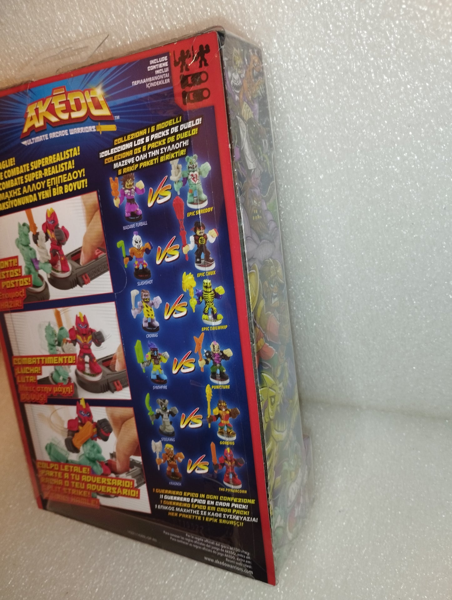 Akedo Synthfyre vs Epic Punkture
Giochi Preziosi