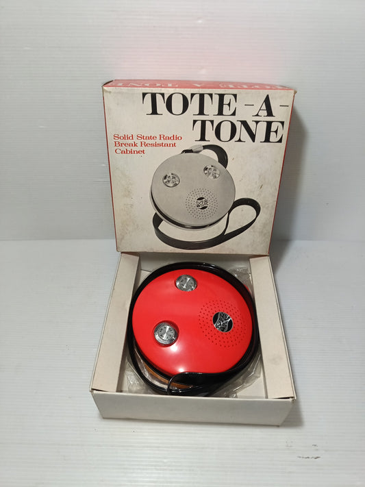 Tote -a-Tone Solid State radio portatile vintage non funzionante