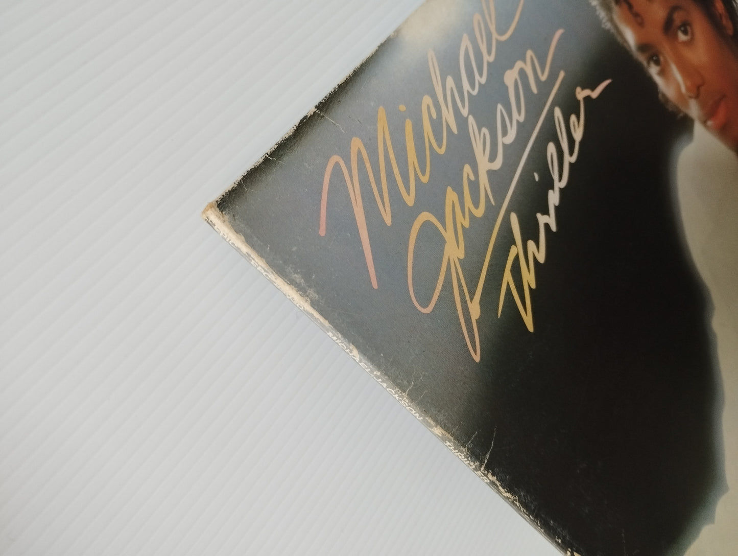 Thriller Michael Jackson Lp 33 Giri
Edito nel 1982 da Epic Cod.EPC 85930
Prima stampa italiana