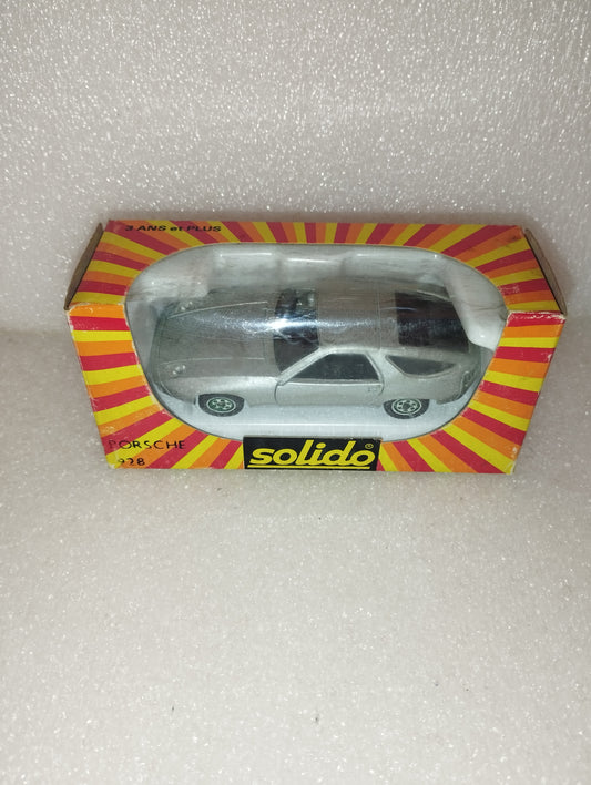 Porsche 928
Prodotta da Solido cod.n.1336
Metal Scala 1:43
