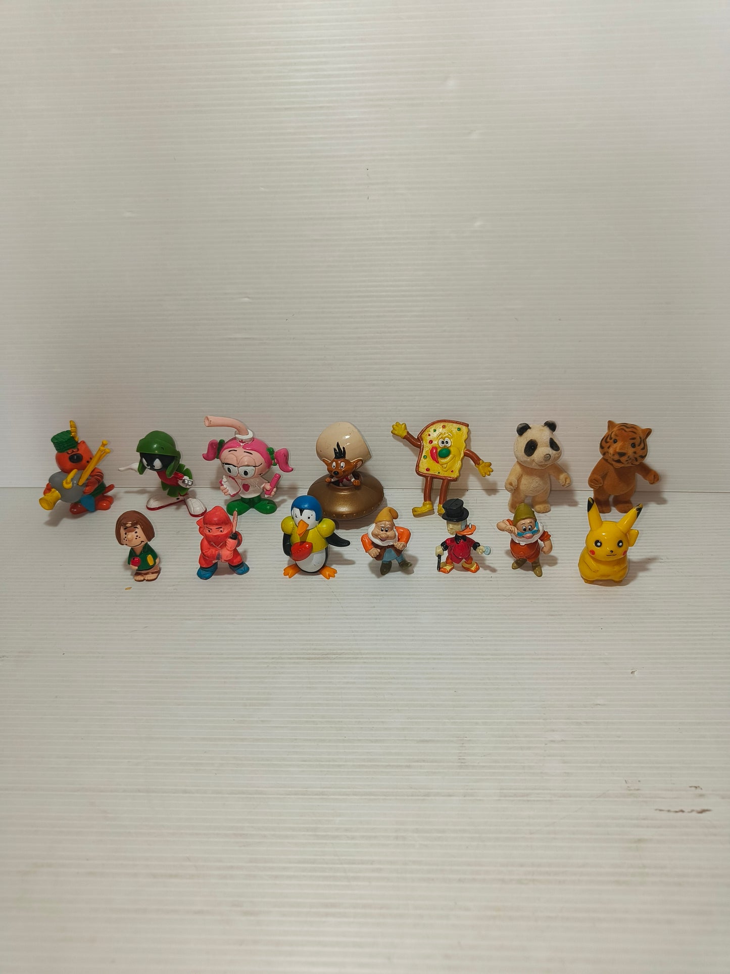 Lotto personaggi anni 80-90