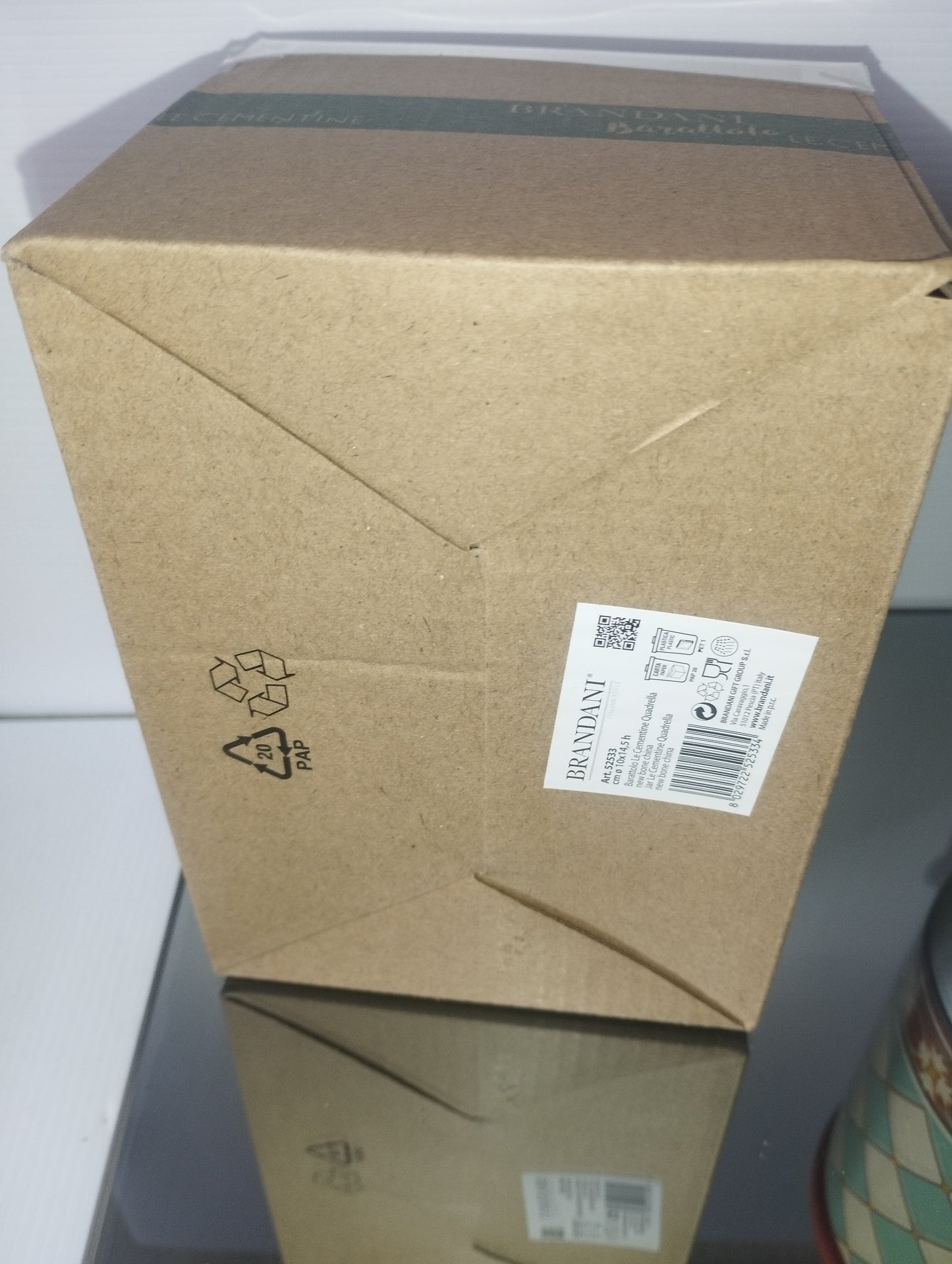 Barattolo Le Cementine Quadrella Brandani
In ceramica New Bone China