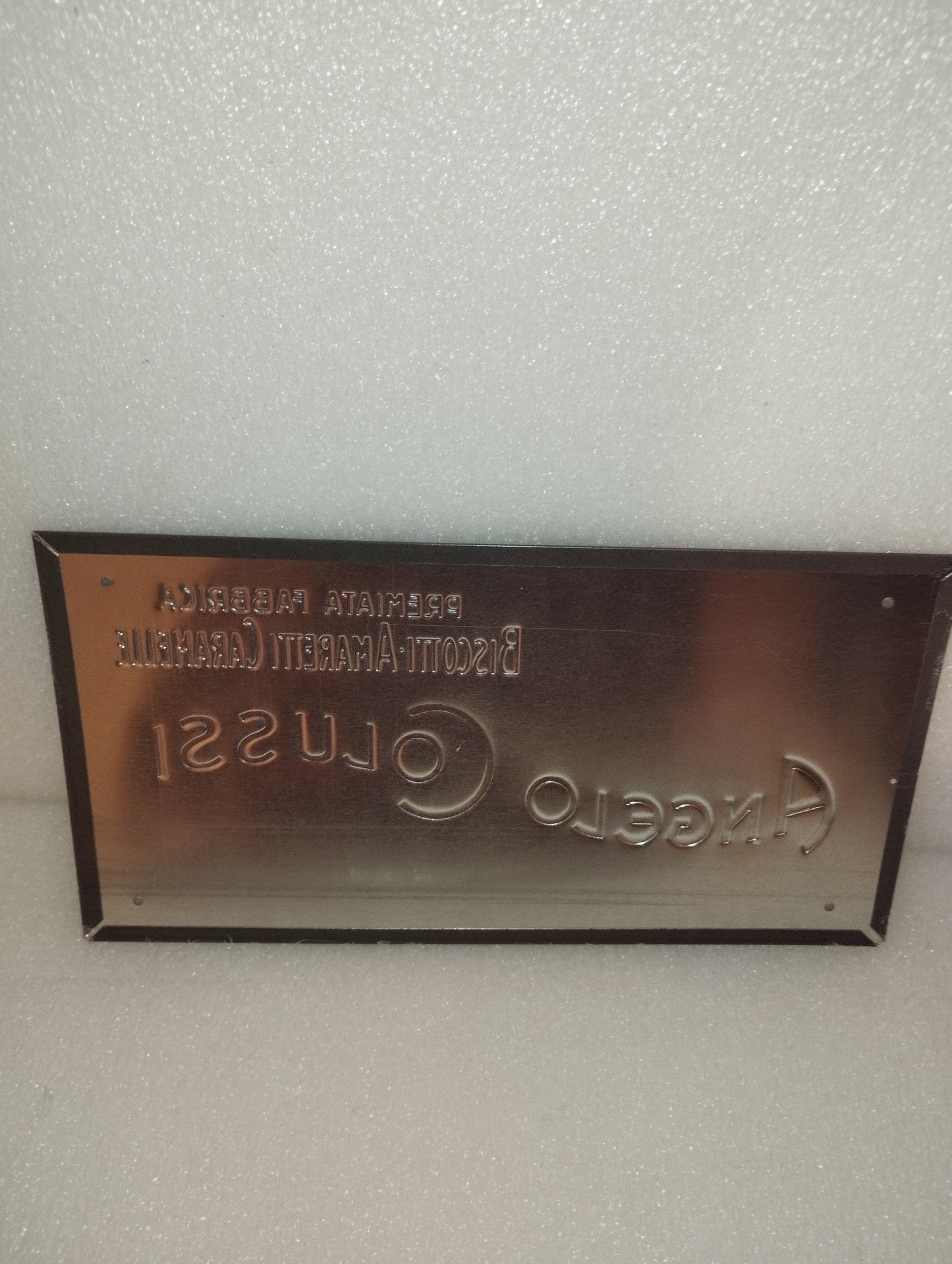 Targa In Metallo Angelo Colussi
Misure 29,5 x 15,5
Trattasi di Riproduzione