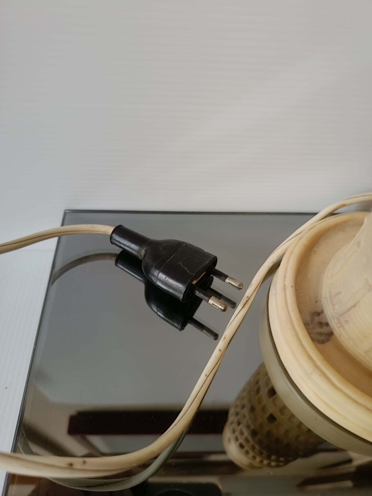 Souvenir Torre Di Pisa In Resina Con Luce Vintage
Altezza cm 24 circa