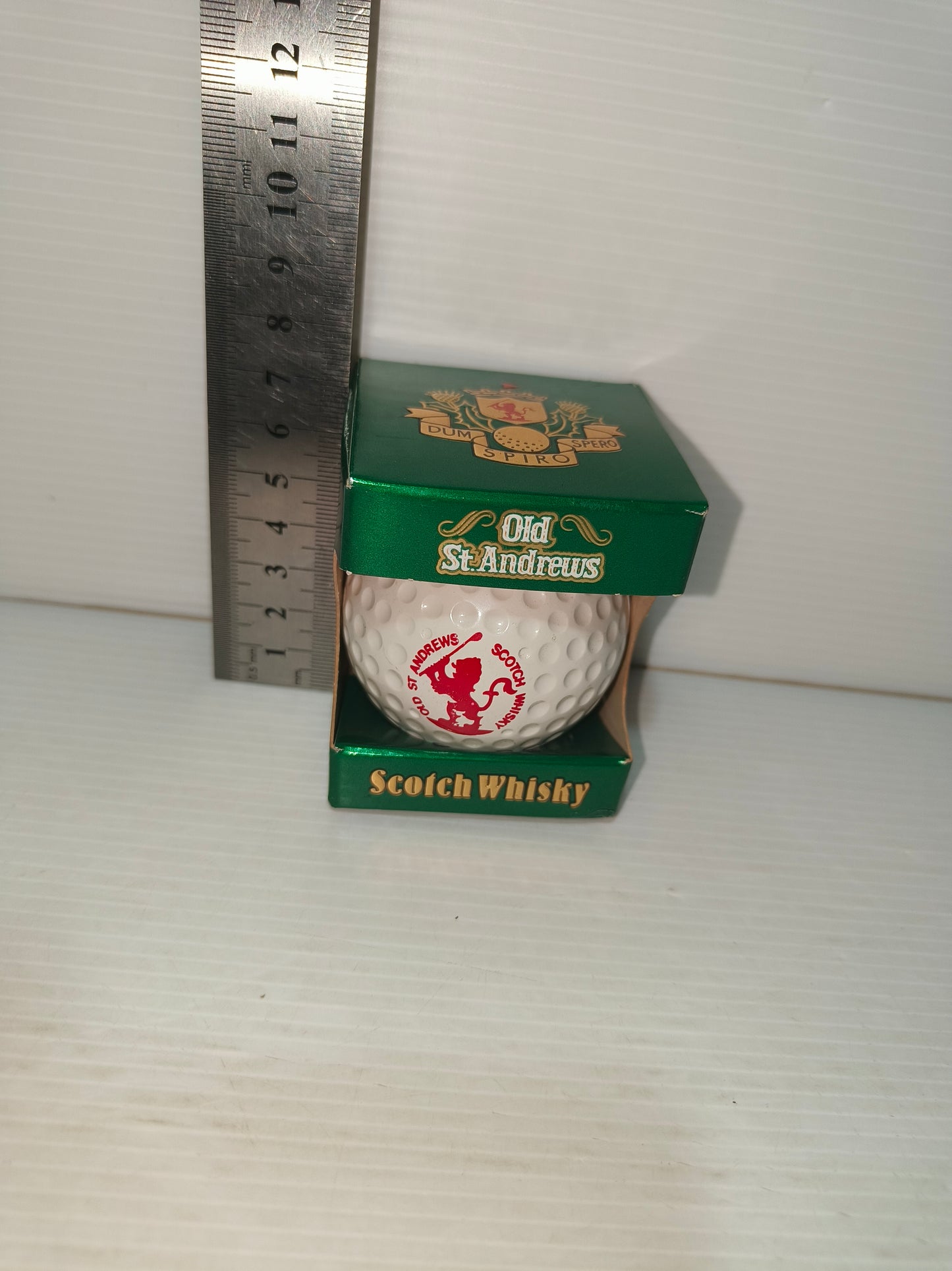 Pallina da Golf Miniatura Bob Ferguson Scotch Whisky, anni 80 LEGGI